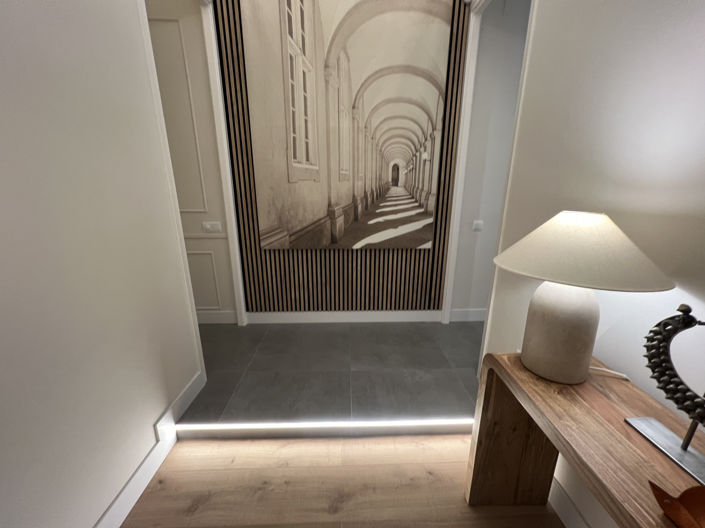 Image No.21-2 Bed Property for sale