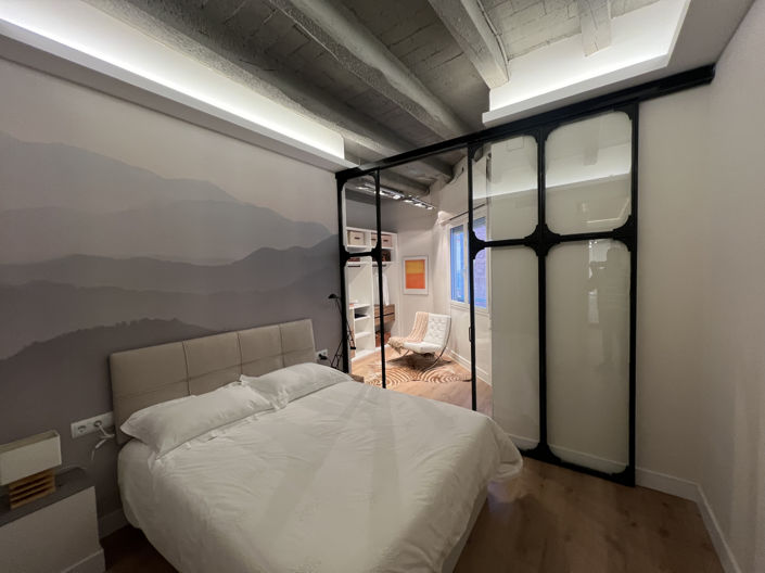 Image No.33-2 Bed Property for sale