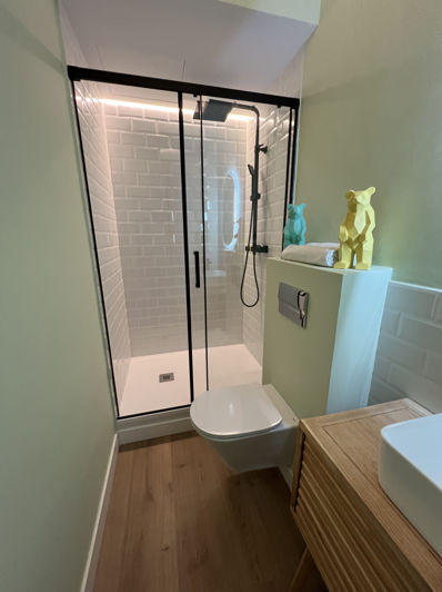 Image No.42-2 Bed Property for sale