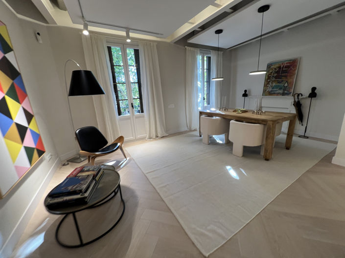 Image No.10-2 Bed Property for sale