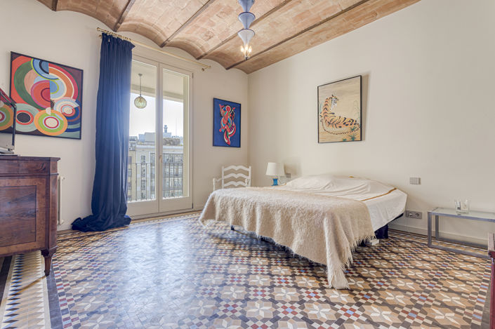 Image No.27-3 Bed Property for sale