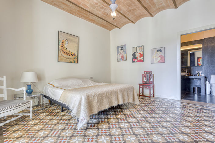 Image No.28-3 Bed Property for sale