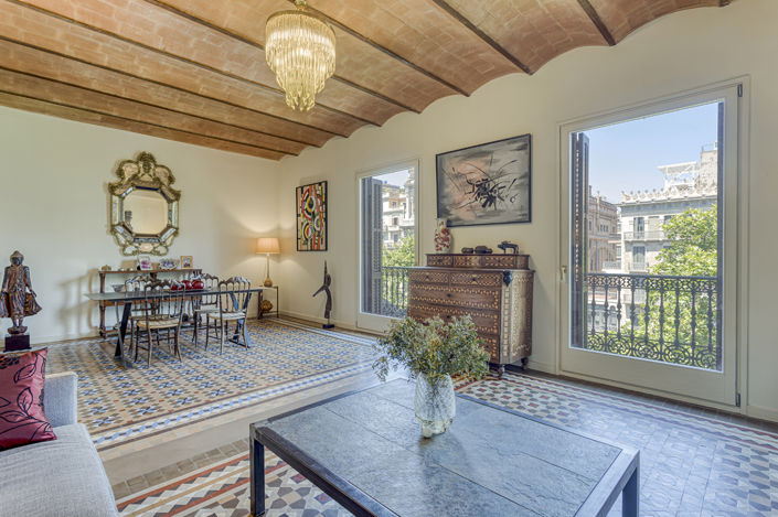 Image No.8-3 Bed Property for sale