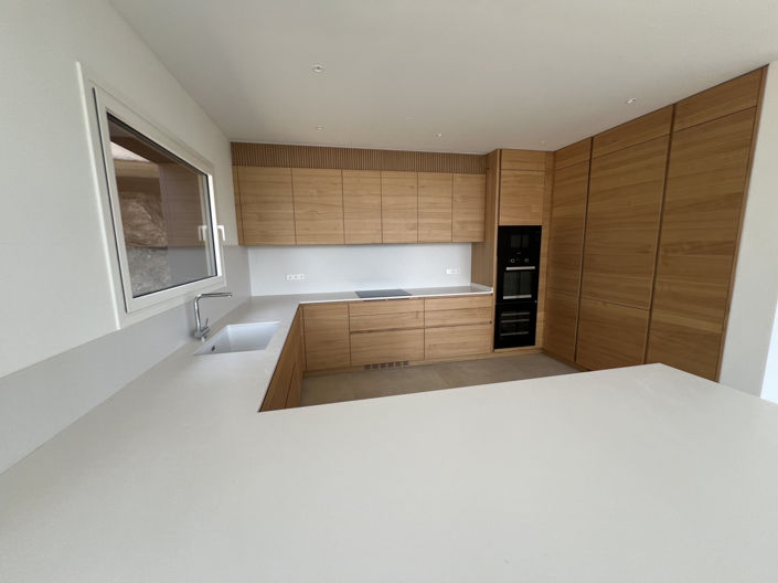 Image No.13-4 Bed Property for sale