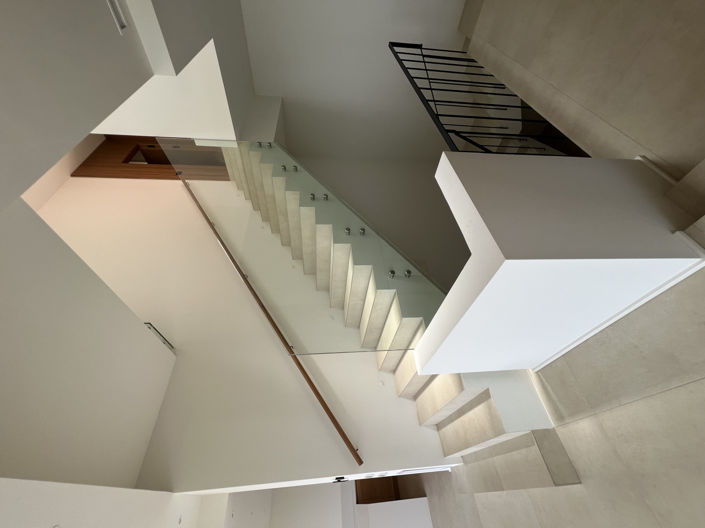 Image No.50-4 Bed Property for sale