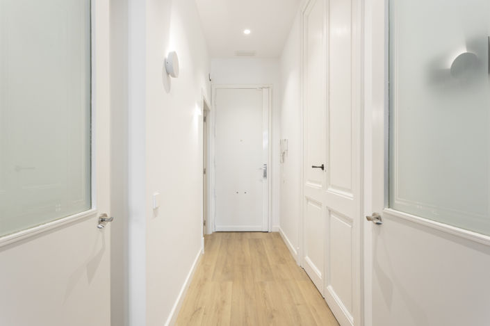 Image No.10-3 Bed Property for sale