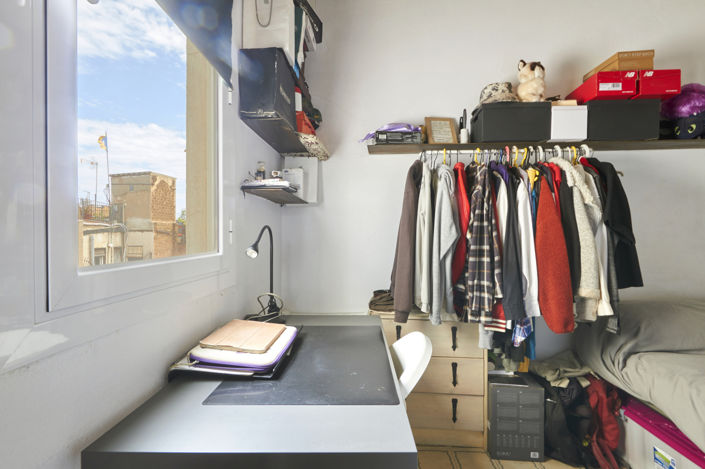 Image No.17-1 Bed Property for sale