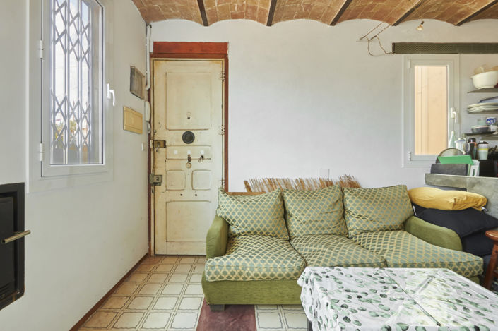 Image No.2-1 Bed Property for sale