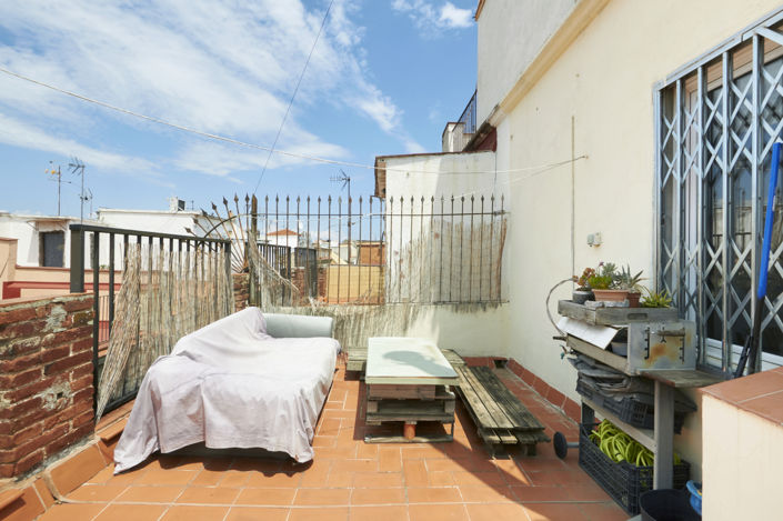 Image No.20-1 Bed Property for sale