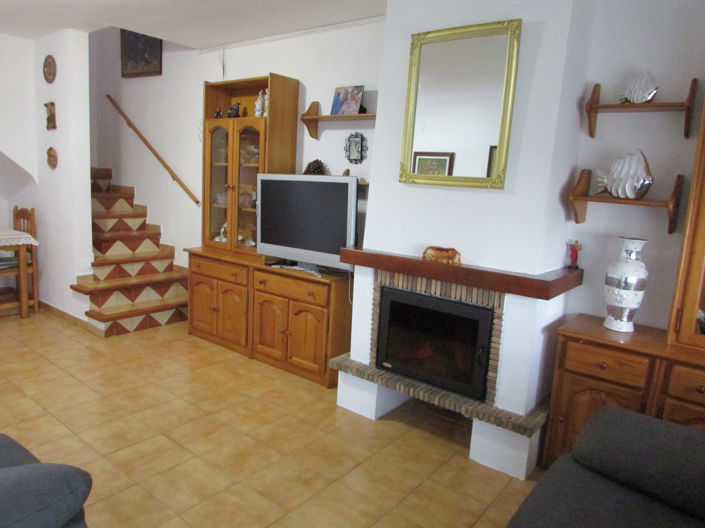 Image No.12-3 Bed Property for sale