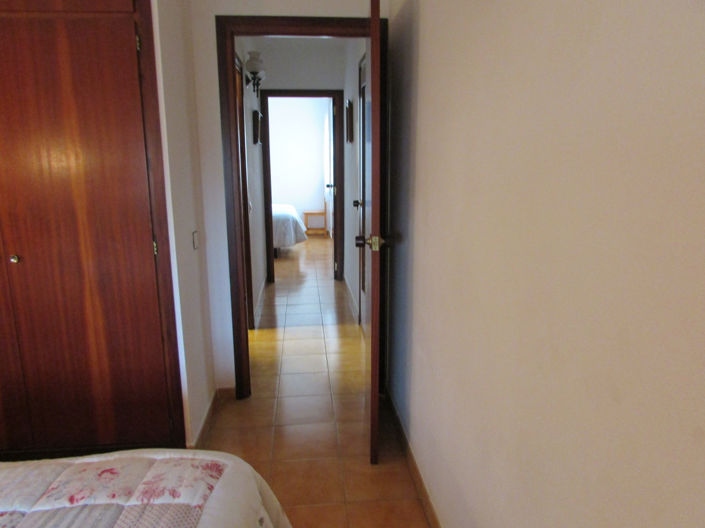 Image No.8-3 Bed Property for sale