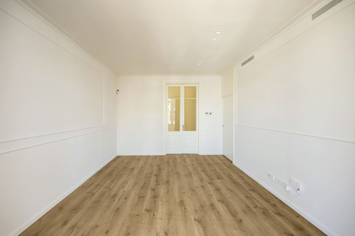 Image No.4-2 Bed Property for sale