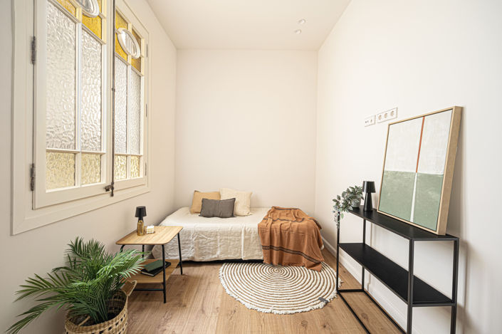 Image No.13-3 Bed Property for sale