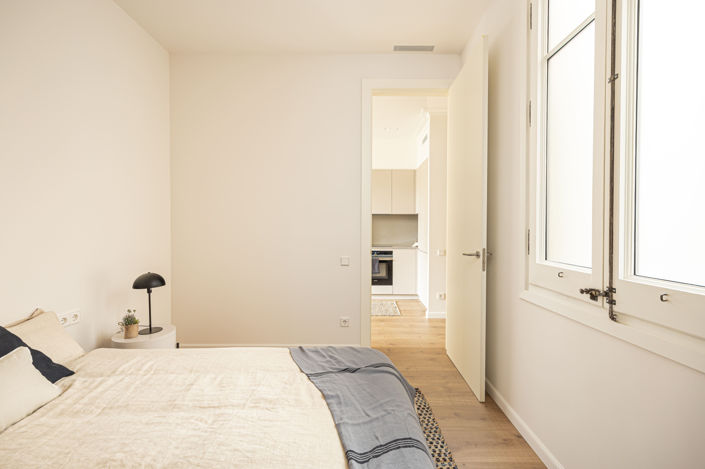 Image No.10-3 Bed Property for sale