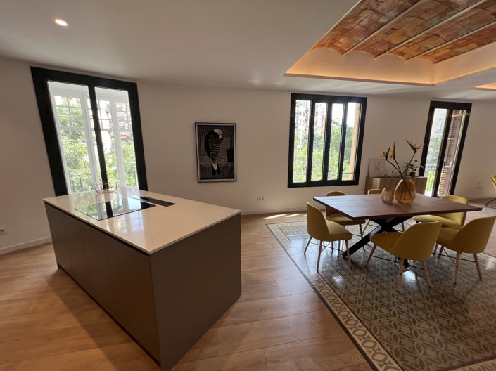 Image No.3-3 Bed Property for sale