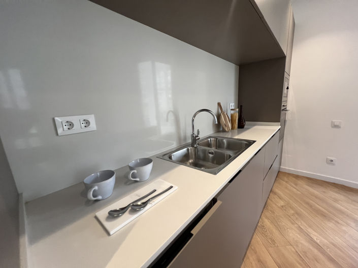 Image No.21-3 Bed Property for sale