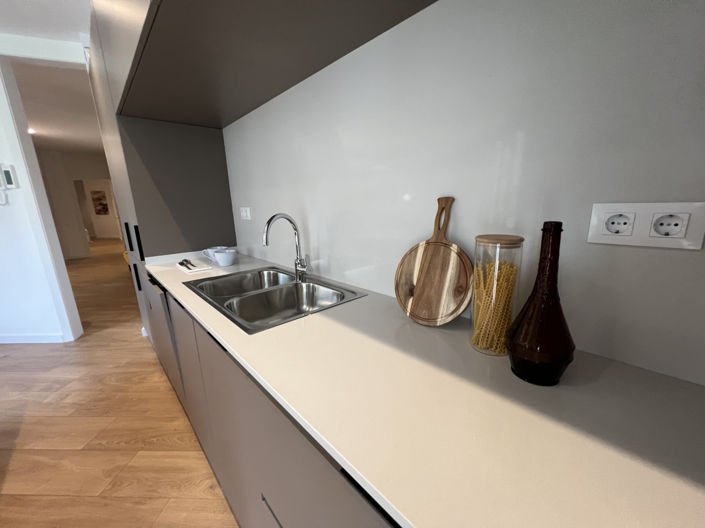 Image No.23-3 Bed Property for sale