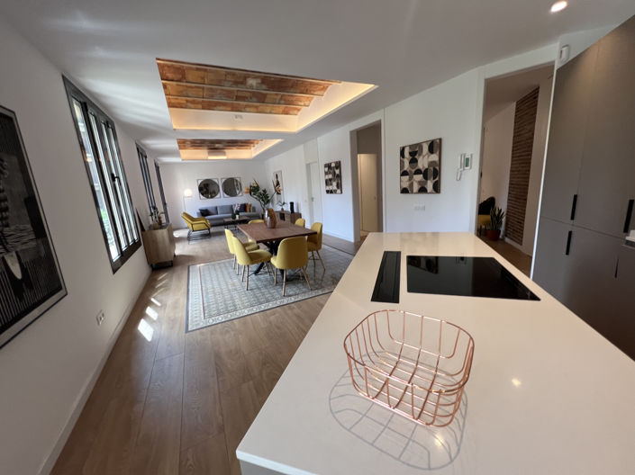 Image No.27-3 Bed Property for sale