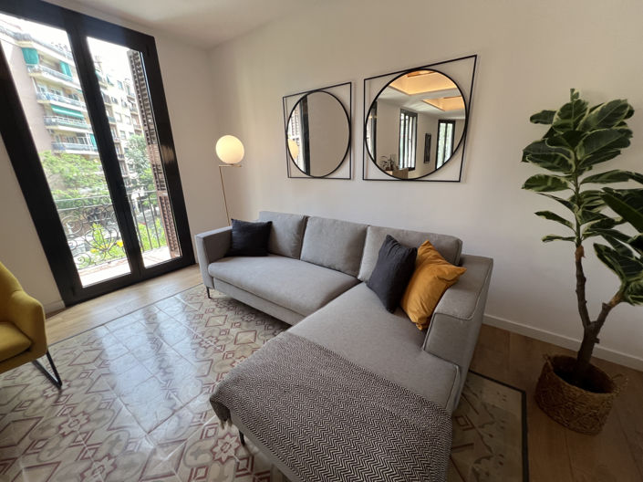 Image No.37-3 Bed Property for sale