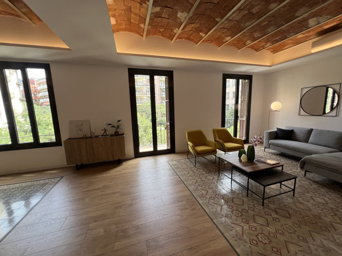 Image No.48-3 Bed Property for sale