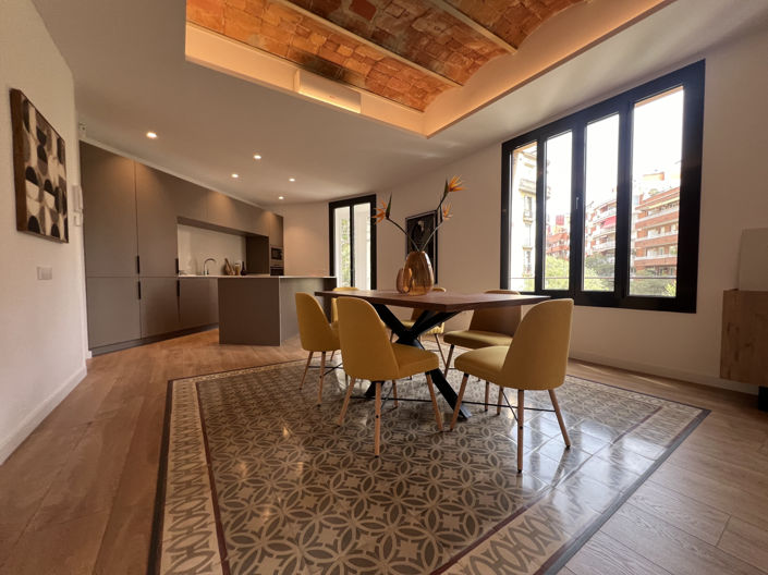 Image No.50-3 Bed Property for sale