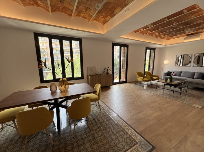 Image No.10-3 Bed Property for sale