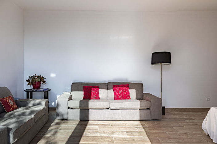 Image No.15-3 Bed Property for sale