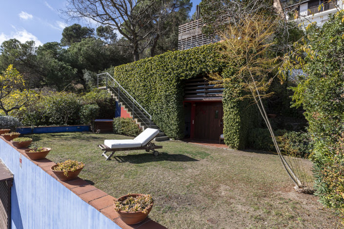 Image No.24-3 Bed Property for sale