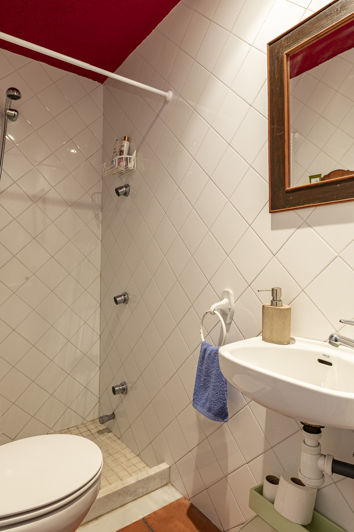 Image No.38-3 Bed Property for sale