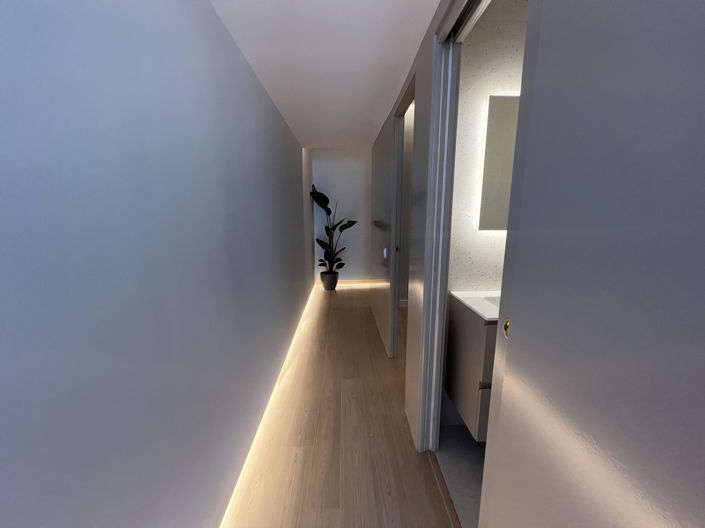 Image No.18-2 Bed Property for sale