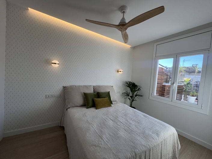 Image No.25-2 Bed Property for sale