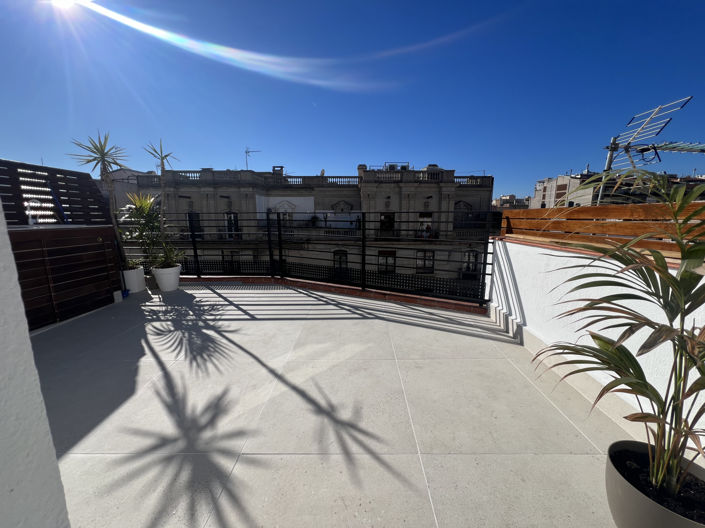 Image No.9-2 Bed Property for sale