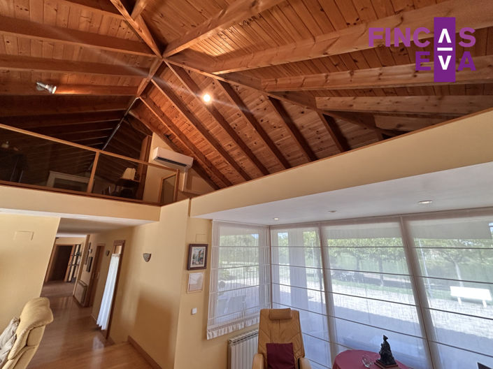 Image No.48-4 Bed Property for sale