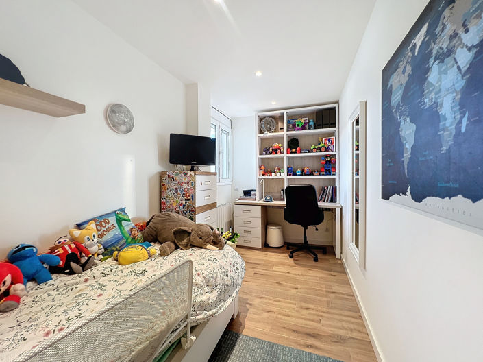 Image No.14-4 Bed Property for sale