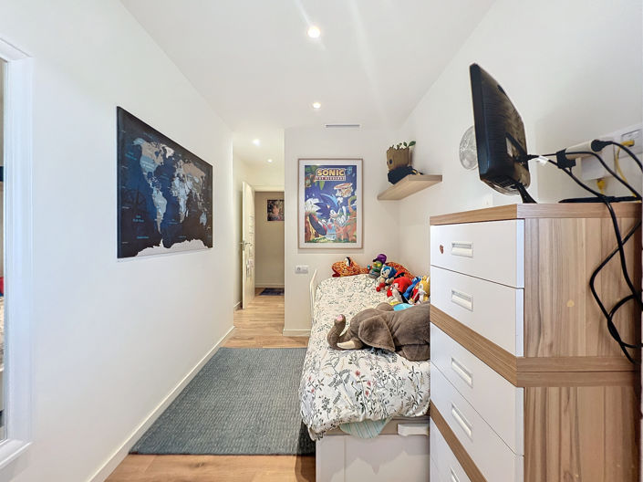 Image No.15-4 Bed Property for sale