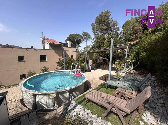 Image No.18-4 Bed Property for sale