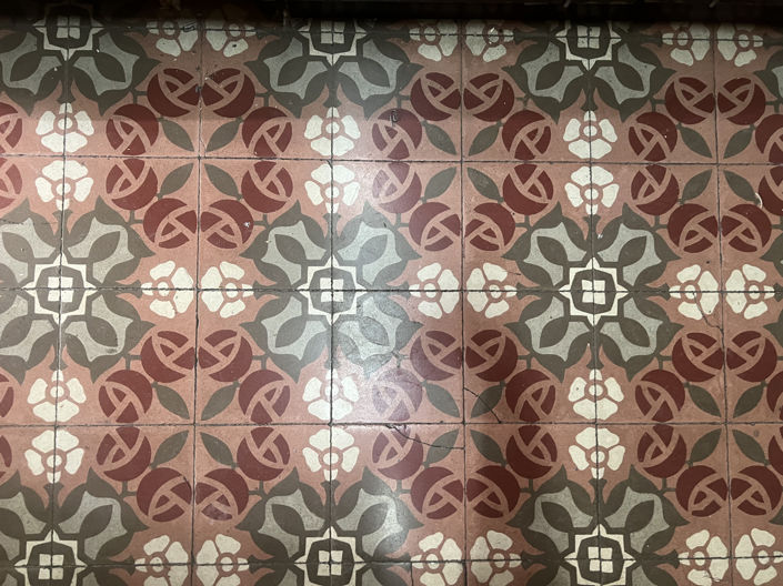 Image No.5-4 Bed Property for sale