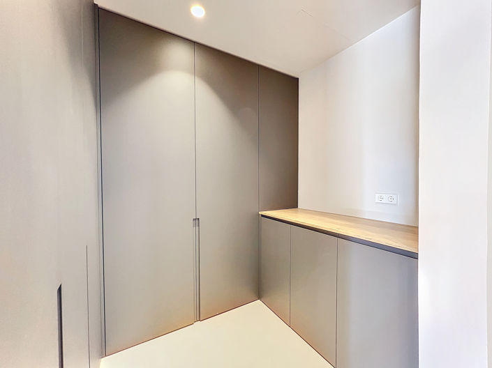 Image No.15-3 Bed Property for sale