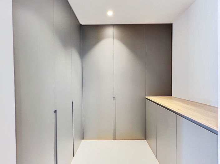 Image No.16-3 Bed Property for sale