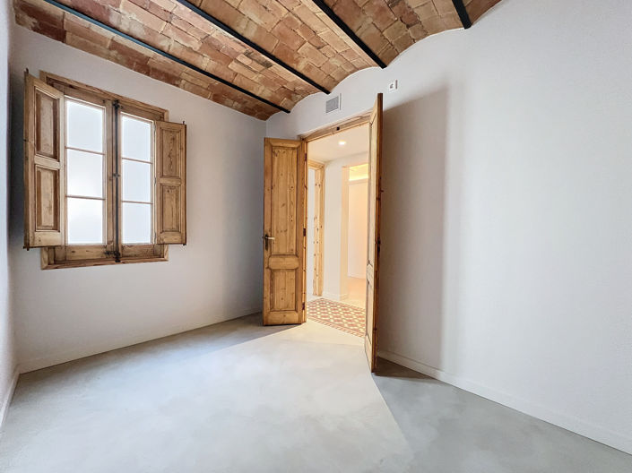 Image No.32-3 Bed Property for sale