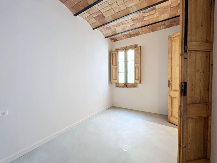 Image No.33-3 Bed Property for sale