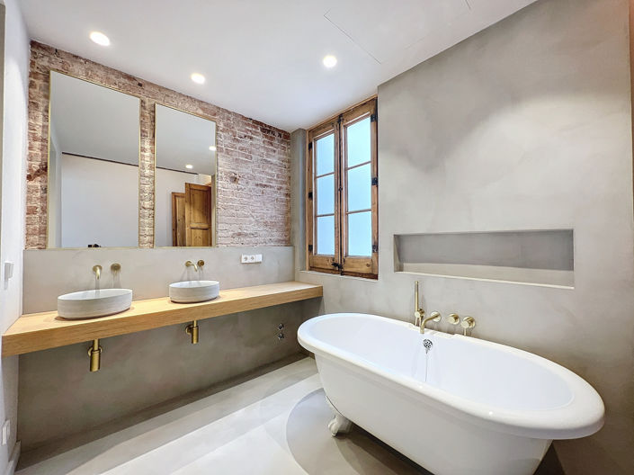 Image No.43-3 Bed Property for sale