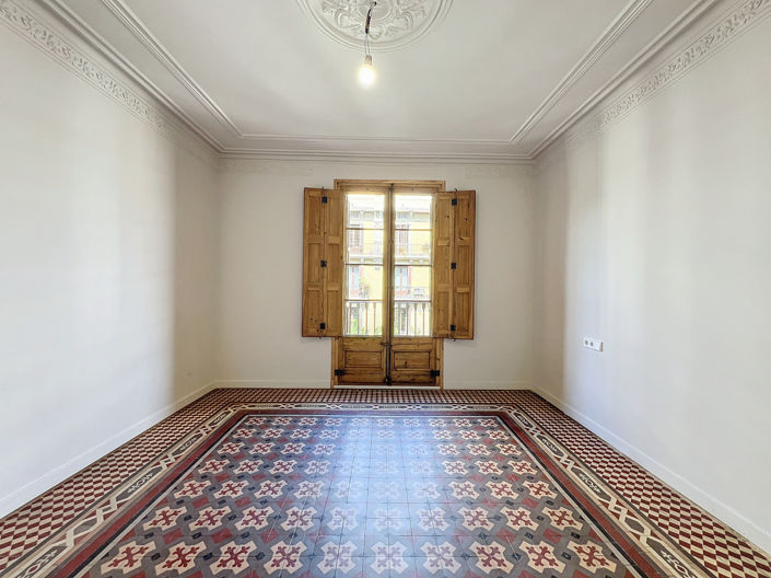 Image No.49-3 Bed Property for sale