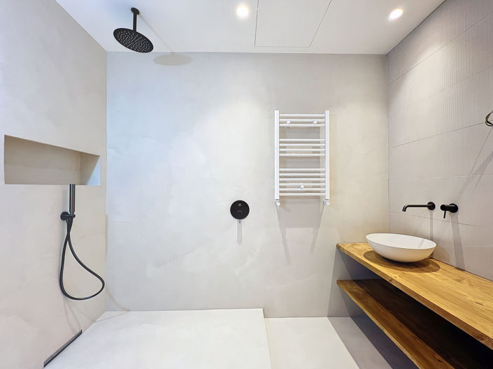 Image No.34-3 Bed Property for sale