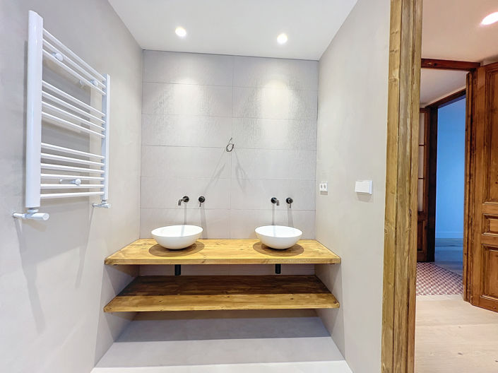 Image No.36-3 Bed Property for sale