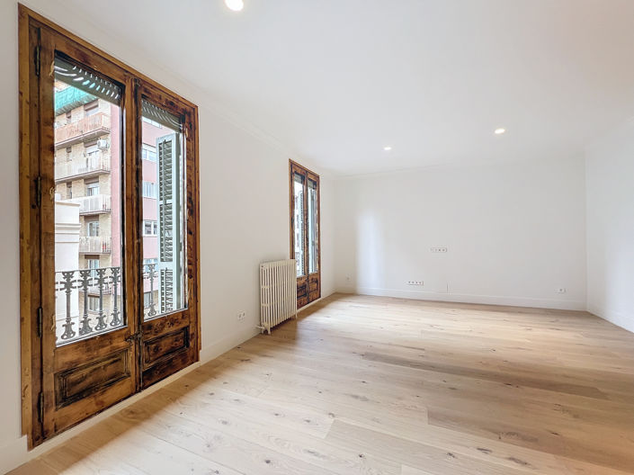 Image No.4-3 Bed Property for sale