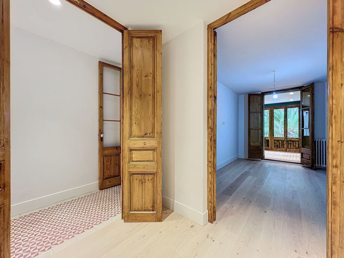 Image No.40-3 Bed Property for sale