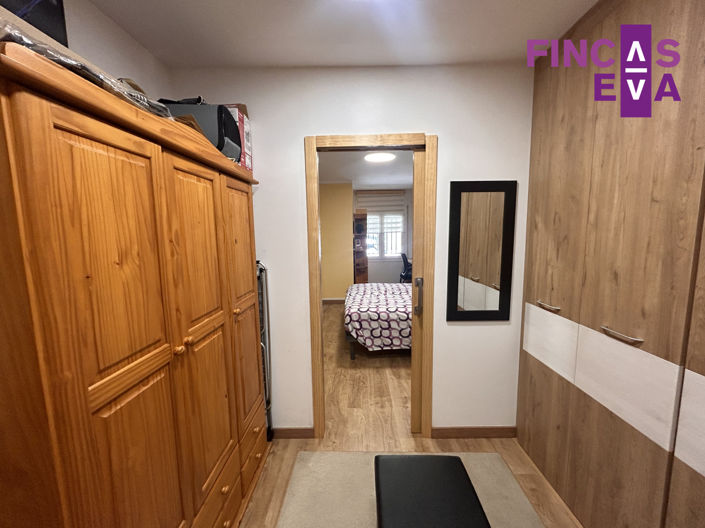 Image No.13-4 Bed Property for sale