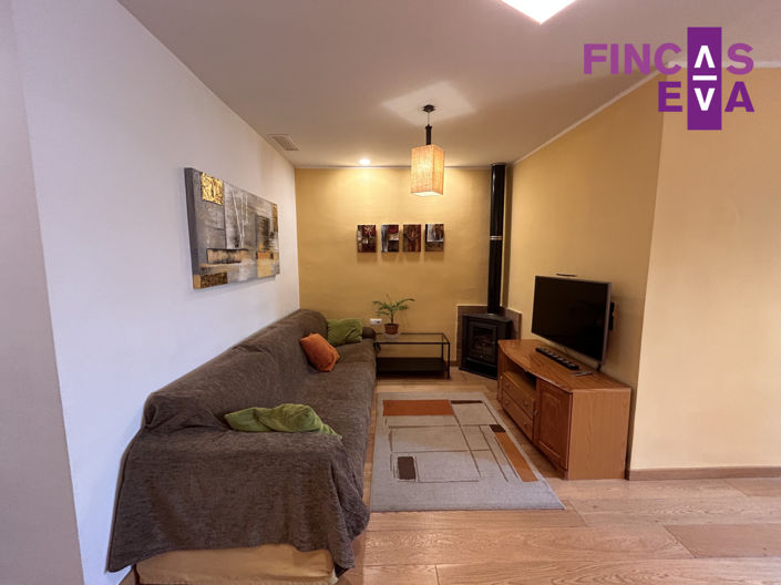 Image No.47-4 Bed Property for sale