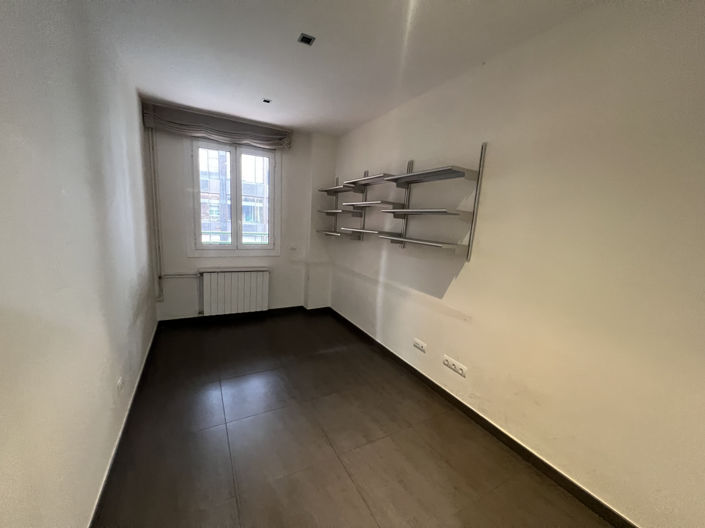 Image No.46-3 Bed Property for sale